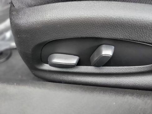 Used 2022 Chevrolet Camaro LT w/ RS Package image 16