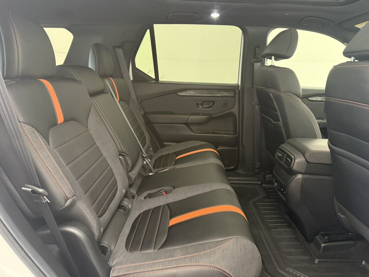 Used 2026 Honda Passport TrailSport image 14