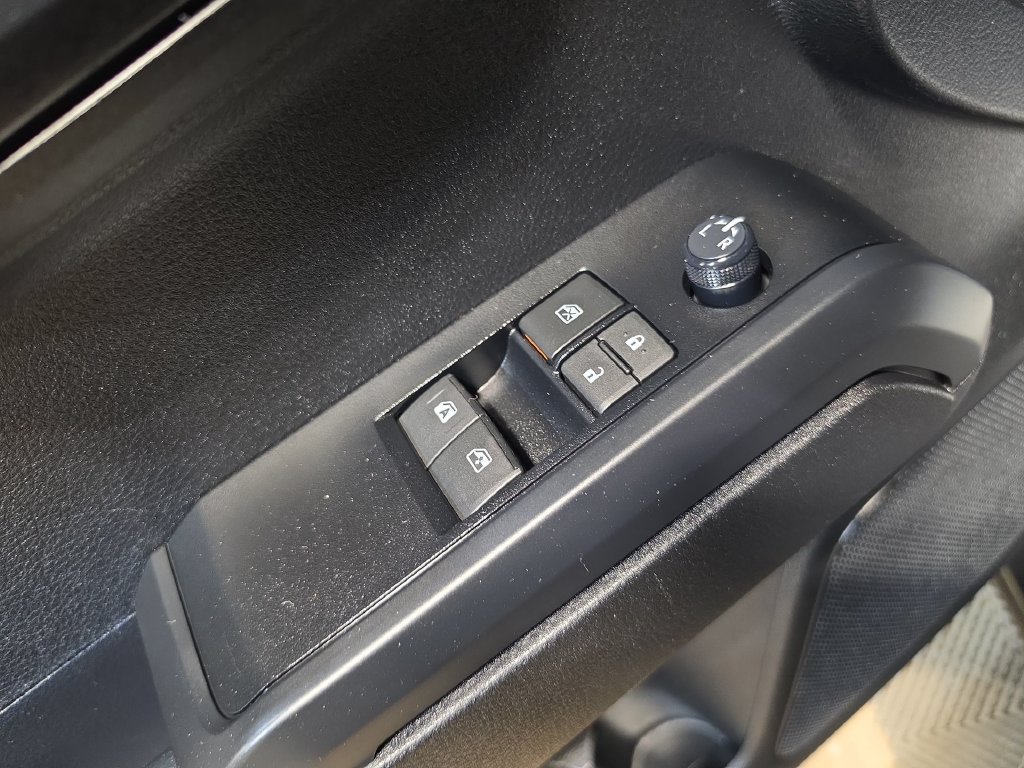 Used 2023 Toyota Tacoma SR RWD image 15