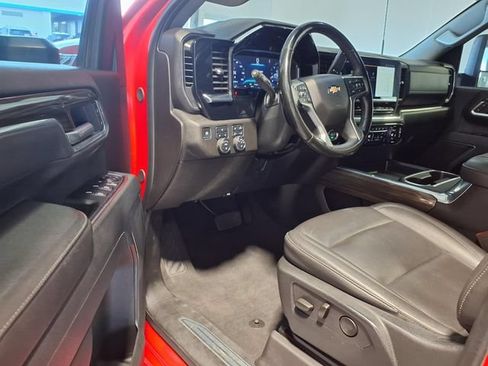 Used 2025 Chevrolet Silverado 2500 LT AWD/4WD image 9