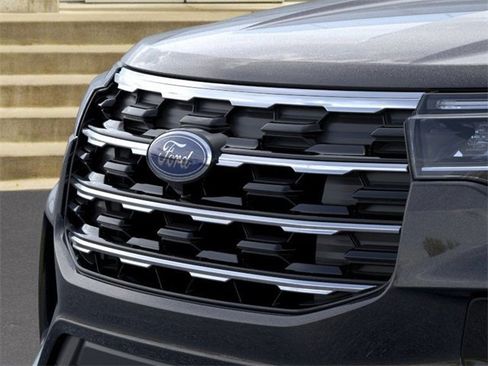 New 2026 Ford Explorer Active w/ Active Comfort Package image 17
