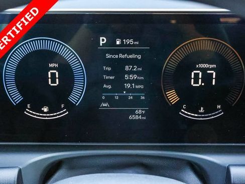 Certified 2025 Hyundai Santa Cruz SE FWD image 27