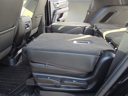 Used 2022 Chevrolet Tahoe RST w/ Luxury Package image 20