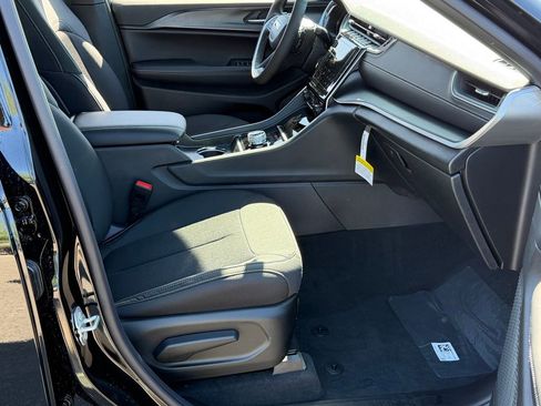 New 2026 Jeep Grand Cherokee Laredo X image 19