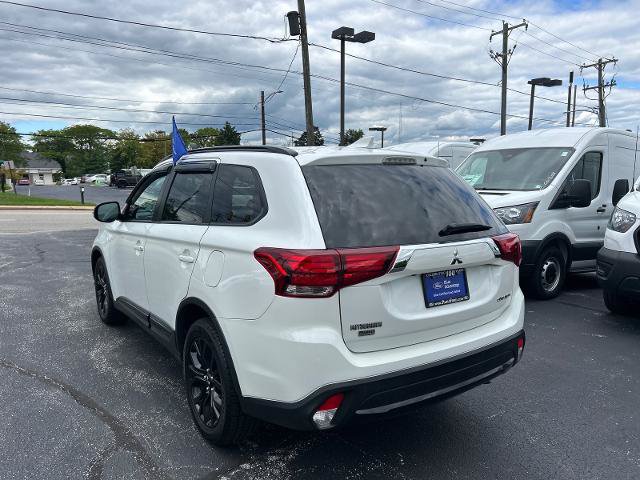 Used 2018 Mitsubishi Outlander LE AWD/4WD image 13