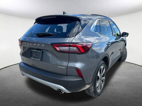 Used 2024 Ford Escape Platinum image 17