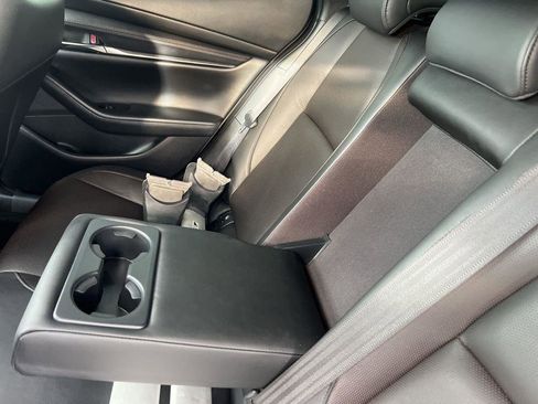 Used 2023 MAZDA MAZDA3 Hatchback w/Premium Plus Pkg image 27