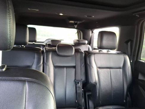 Used 2020 Ford Expedition Max XLT w/ Equipment Group 201A RWD image 12