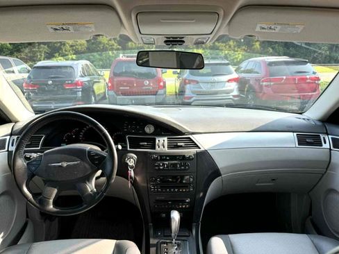 Used 2007 Chrysler Pacifica Touring image 19