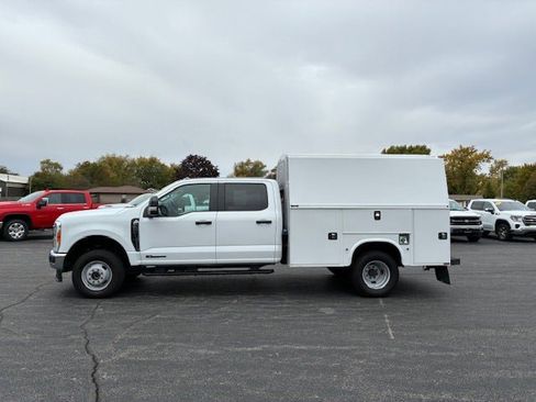 Used 2023 Ford F350 XL w/ Snow Plow Prep Package AWD/4WD image 2