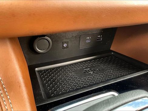 Used 2024 Nissan Pathfinder Platinum w/ Cargo Package image 15