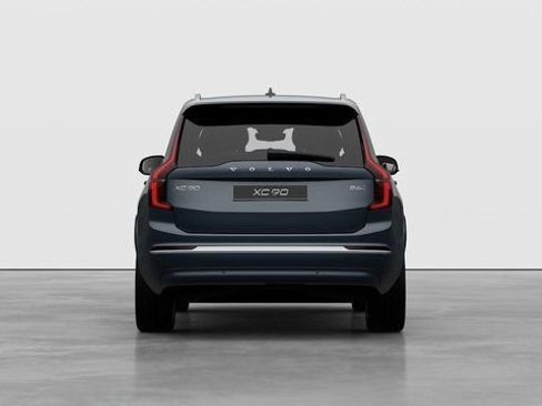 New 2026 Volvo XC90 B6 Plus w/ Protection Package image 4