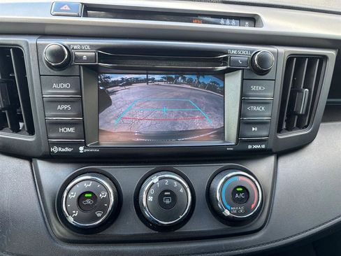 Used 2017 Toyota RAV4 LE image 16