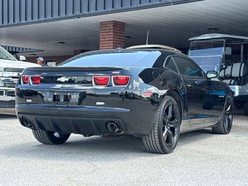 Used 2010 Chevrolet Camaro SS w/ RS Package RWD image 7