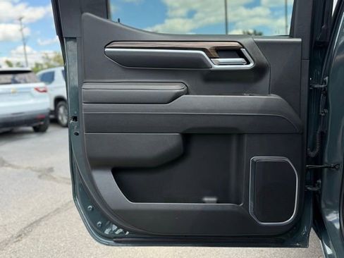 Used 2025 Chevrolet Silverado 1500 LT image 15