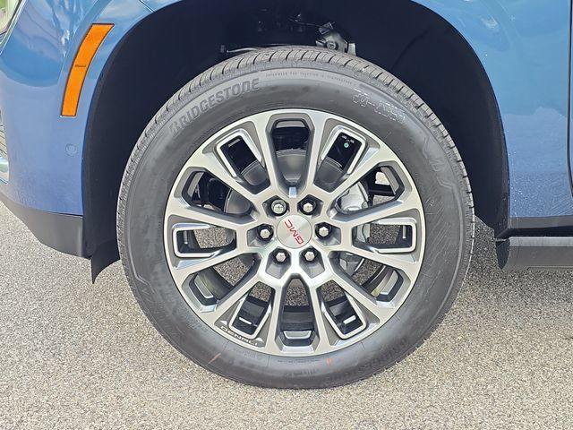 New 2026 GMC Yukon Denali w/ Denali Reserve Package RWD image 8