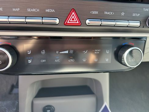 New 2026 Hyundai Palisade Limited AWD/4WD image 23