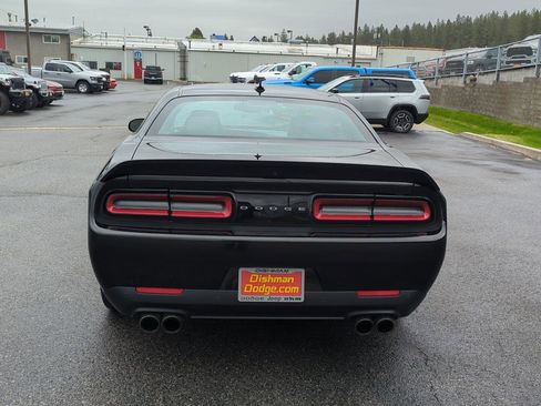 Used 2022 Dodge Challenger SRT Hellcat Redeye RWD image 5