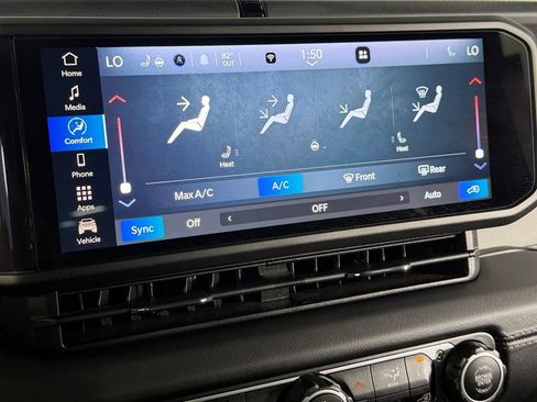 Certified 2025 Jeep Wrangler Unlimited Sahara AWD/4WD image 18