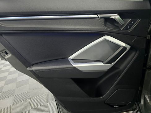 Used 2023 Audi Q3 2.0T Premium Plus w/ Premium Plus Package image 19