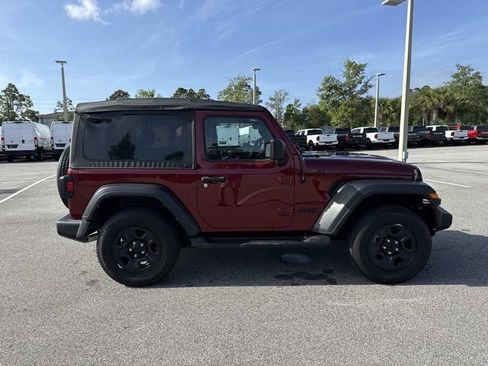 Used 2022 Jeep Wrangler Sport image 2