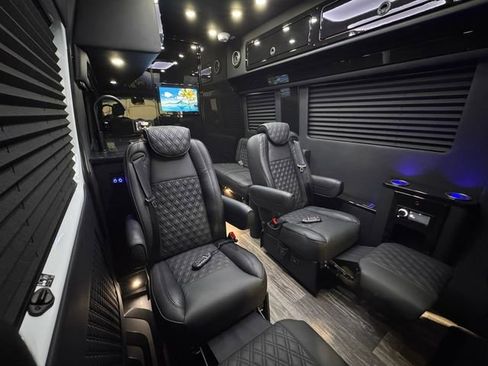 New 2025 Mercedes-Benz Sprinter 2500 image 6