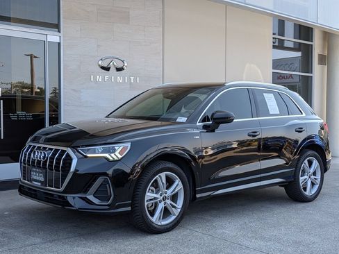 Used 2021 Audi Q3 2.0T Premium Plus w/ Premium Plus Package AWD/4WD image 1