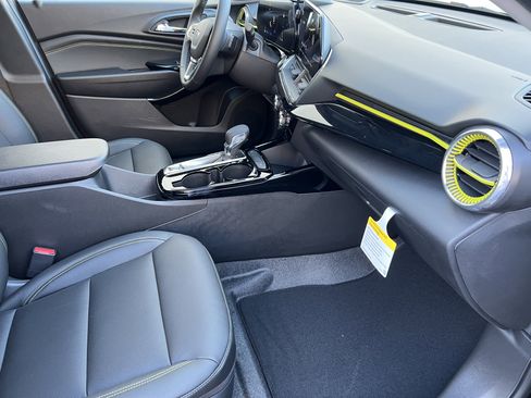New 2026 Chevrolet Trax ACTIV image 23
