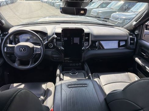 Used 2025 RAM 2500 Limited image 17