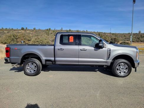 Used 2024 Ford F250 Lariat image 3