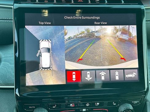 New 2025 Jeep Grand Cherokee L Limited w/ Luxury Tech Group II image 15