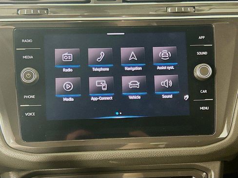Certified 2021 Volkswagen Tiguan SE AWD/4WD image 14