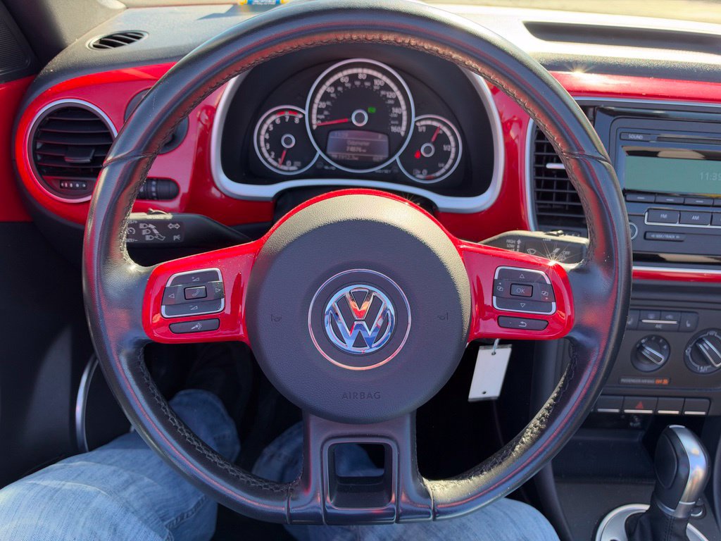 Used 2015 Volkswagen Beetle 1.8T FWD image 17