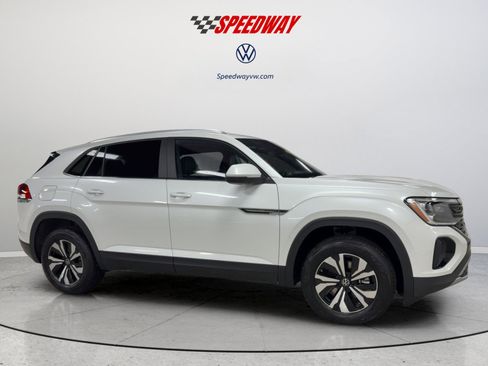 New 2026 Volkswagen Atlas Cross Sport SE AWD/4WD image 12