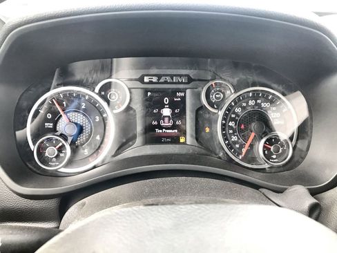 New 2026 RAM 2500 Big Horn AWD/4WD image 15