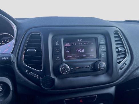 Used 2018 Jeep Compass Sport w/ Cold Weather Group AWD/4WD image 18
