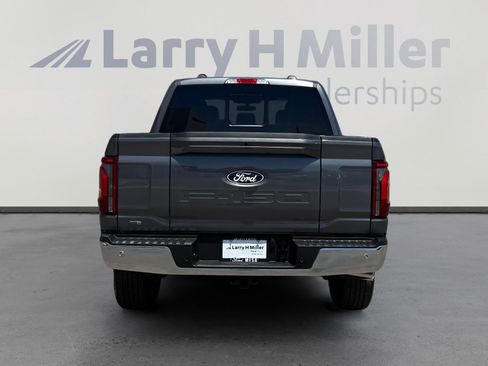 Used 2025 Ford F150 Lariat w/ Equipment Group 501A Mid AWD/4WD image 4