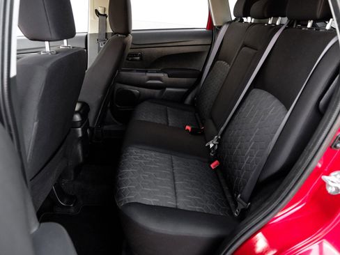 Used 2024 Mitsubishi Outlander Sport AWD image 40