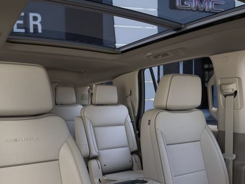 New 2026 GMC Yukon Denali w/ Sun & Power Step Package AWD/4WD image 24