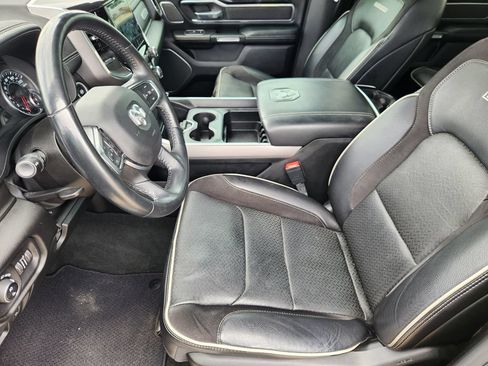 Used 2022 RAM 1500 Laramie AWD/4WD image 12