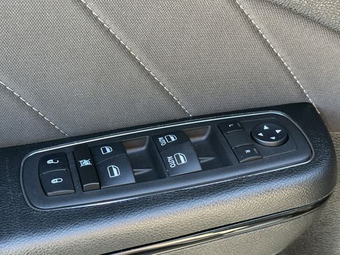 Used 2023 Dodge Charger R/T w/ Blacktop Package image 26