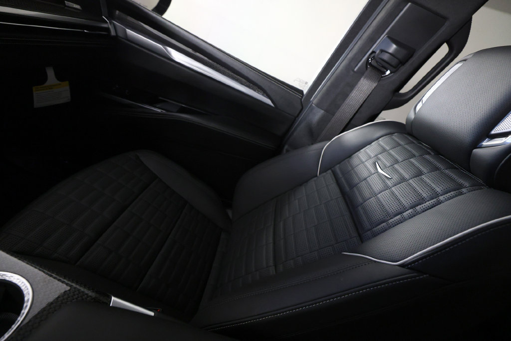 Used 2026 Cadillac Escalade V AWD/4WD image 38