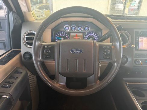 Used 2011 Ford F250 Lariat w/ Lariat Ultimate Pkg AWD/4WD image 16