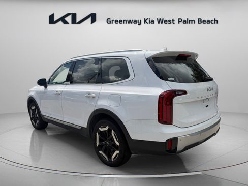 Certified 2023 Kia Telluride S FWD image 5