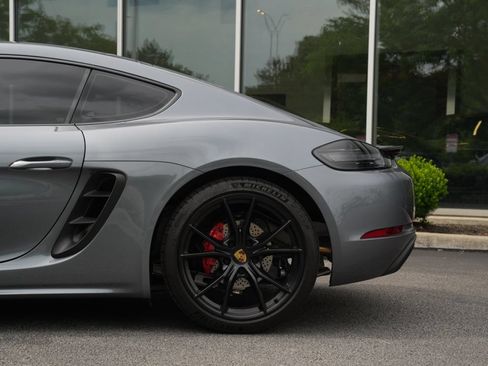 Used 2025 Porsche 718 Cayman S RWD image 7