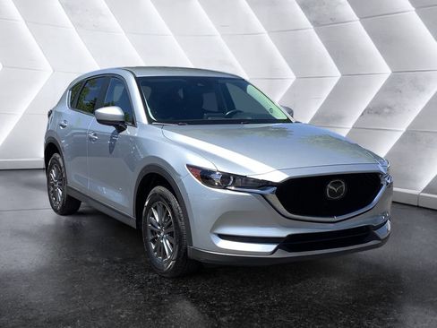 Used 2019 MAZDA CX-5 Touring FWD image 1