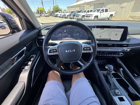 Used 2024 Kia Telluride SX FWD image 27