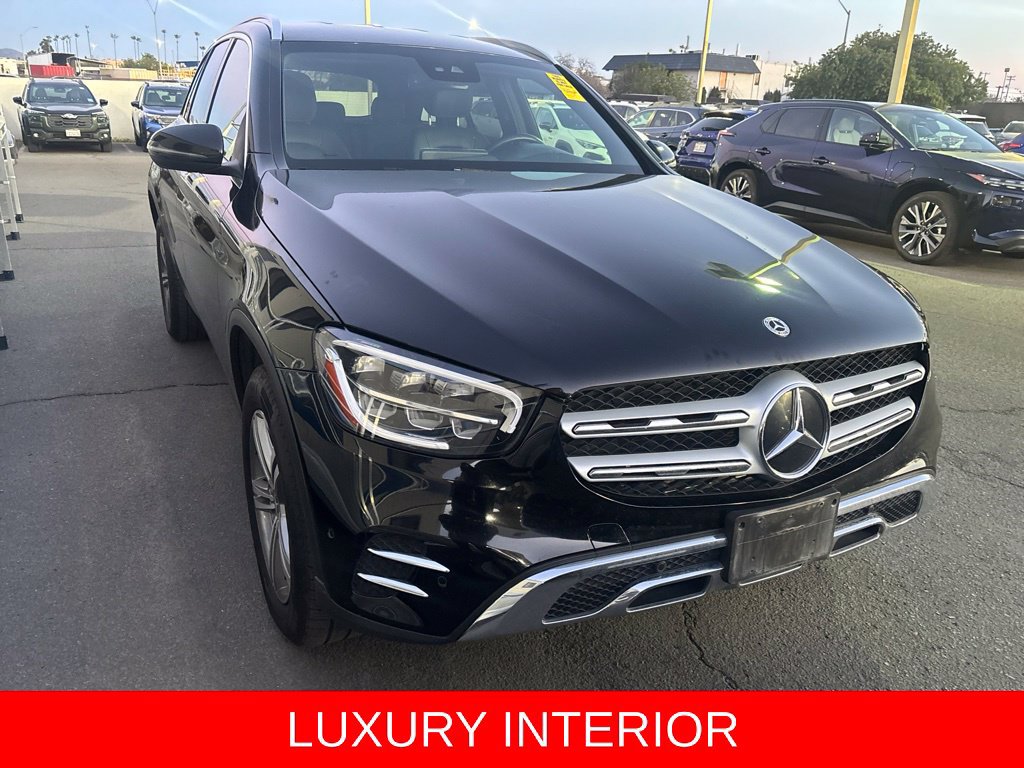 Used 2022 Mercedes-Benz GLC 300 image 3