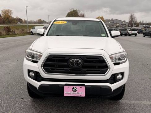 Used 2018 Toyota Tacoma SR5 image 8