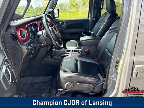 Used 2023 Jeep Wrangler Unlimited Rubicon w/ LED Lighting Group AWD/4WD image 14